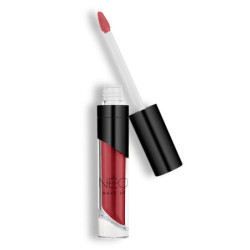 02 Pomadka w płynie Creamy Matte Lip Colour Martha